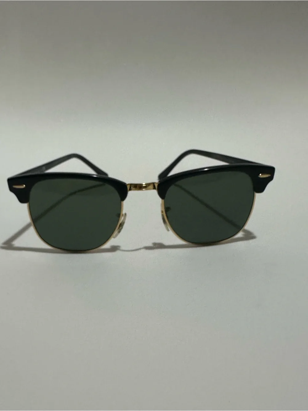 Ray-Ban RB3016 Clubmaster Classic Black Gold Sunglasses w/ Case